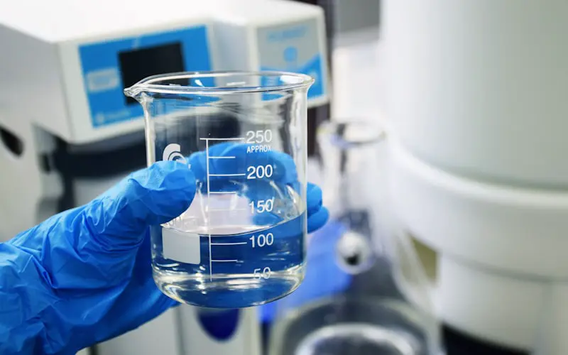 Hydrogen Peroxide (H2O2): 35-50% Industrial Uses and Supply