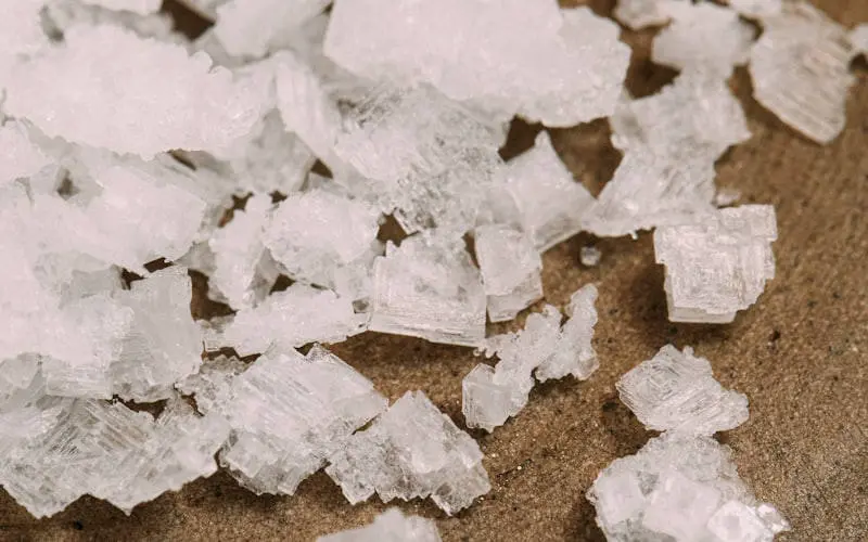 Kostik Soda (Sodyum Hidroksit) Nedir? Pul, Payet ve Sıvı Formlar