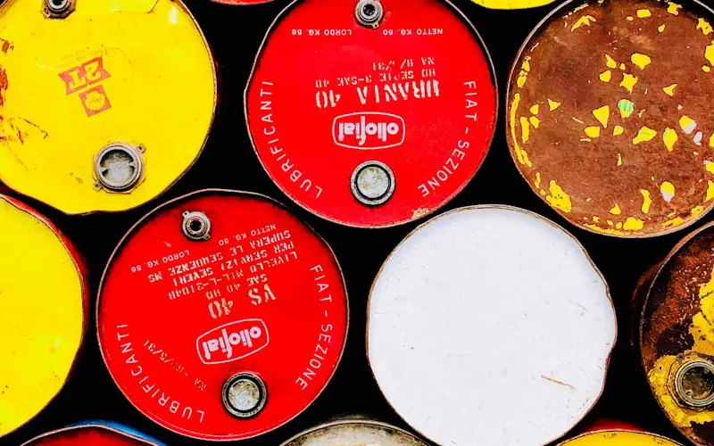 What Is Methylene Chloride (Dichloromethane)? Uses and Safe Supply